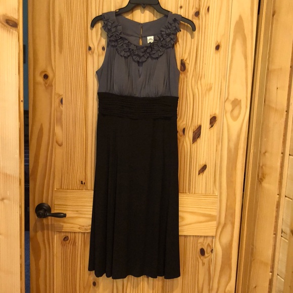 Sangria Special Occasion Dress 8 - Picture 2 of 11